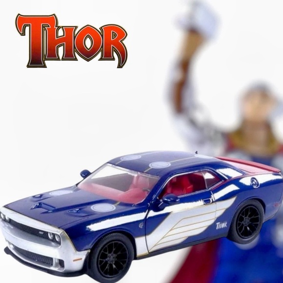 Marvel Thor 2015 Dodge Challenger SRT Hellcat Die-Cast Car w/ Figure - Jada Toys - Picture 1 of 14